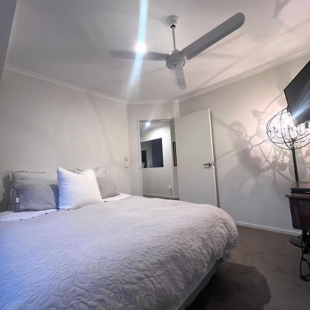 Mangawhai Room And Studio ภายนอก รูปภาพ